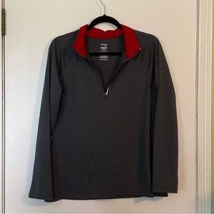 Athletic wear long sleeve quarter zip pull over